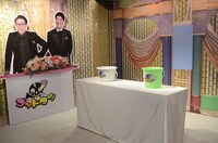 「マジ歌選手権」の審査員気分を味わえるフォトスポット。