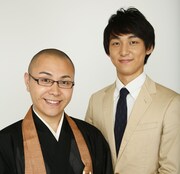 ドドん。左から、石田、安田。