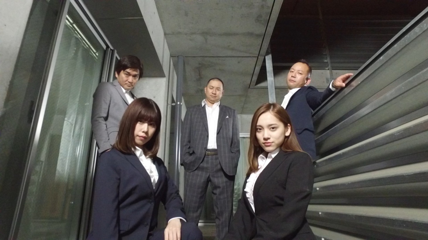 再現ドラマの出演者たち。(c)テレビ朝日