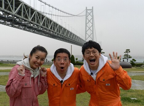 （左から）桂紗綾アナ、西川きよし、ミキ亜生。(c)ABC