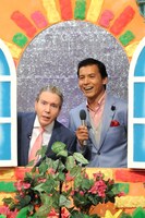 「親の顔見たい！ザ・ワールド」のワンシーン。(c)MBS