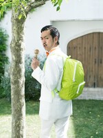 「smarby」内のムーディ勝山登場カット。