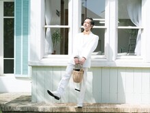 「smarby」内のムーディ勝山登場カット。