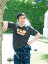 「smarby」内のムーディ勝山登場カット。