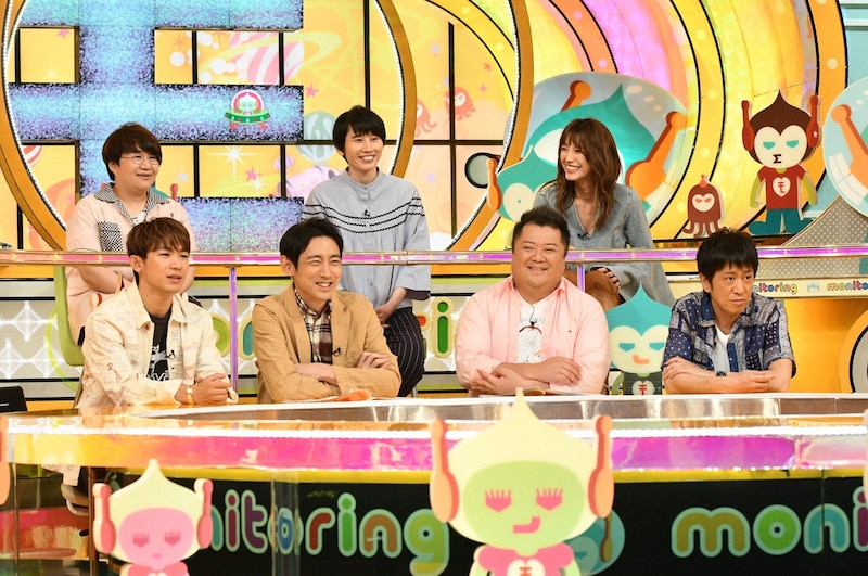 「ニンゲン観察バラエティ モニタリング」のスタジオ出演者たち。(c)TBS