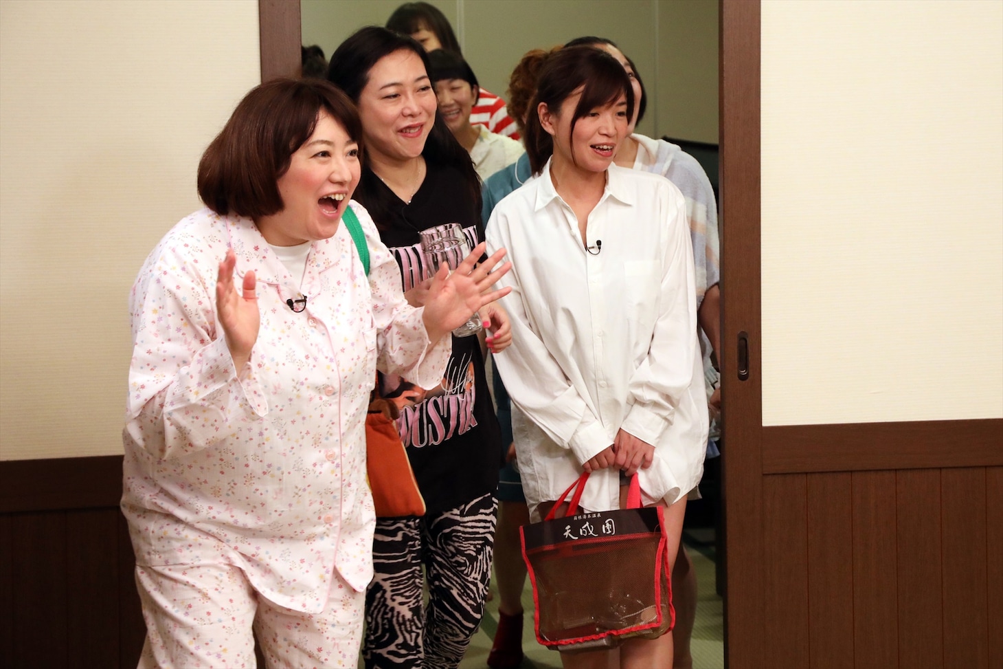 女芸人たち。(c)フジテレビ