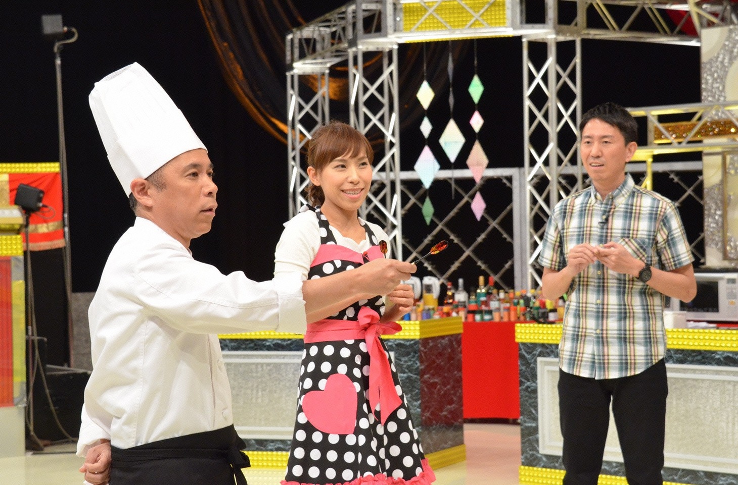 「ぐるぐるナインティナイン」のワンシーン。(c)日本テレビ