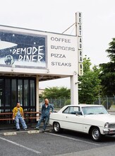 バイきんぐ単独ライブ「ROYAL」のサブビジュアル。