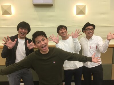 左から東京03豊本、ますだおかだ岡田、東京03飯塚、東京03角田。(c)NHK