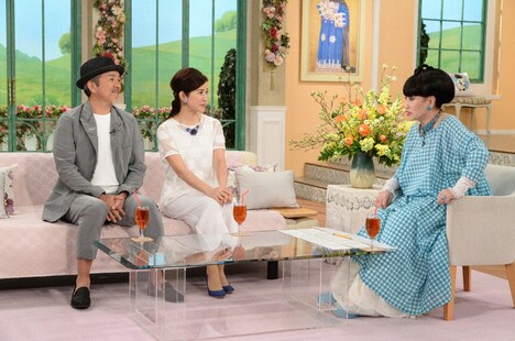 （左から）つまみ枝豆、江口ともみ、黒柳徹子。(c)テレビ朝日