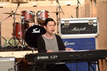 「マジ歌ライブ2018 in 横浜アリーナ～今夜一発いくかい？～」のリハーサルに臨むハライチ岩井。