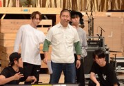 「マジ歌ライブ2018 in 横浜アリーナ～今夜一発いくかい？～」のリハーサルに臨むハライチ澤部（中央）。