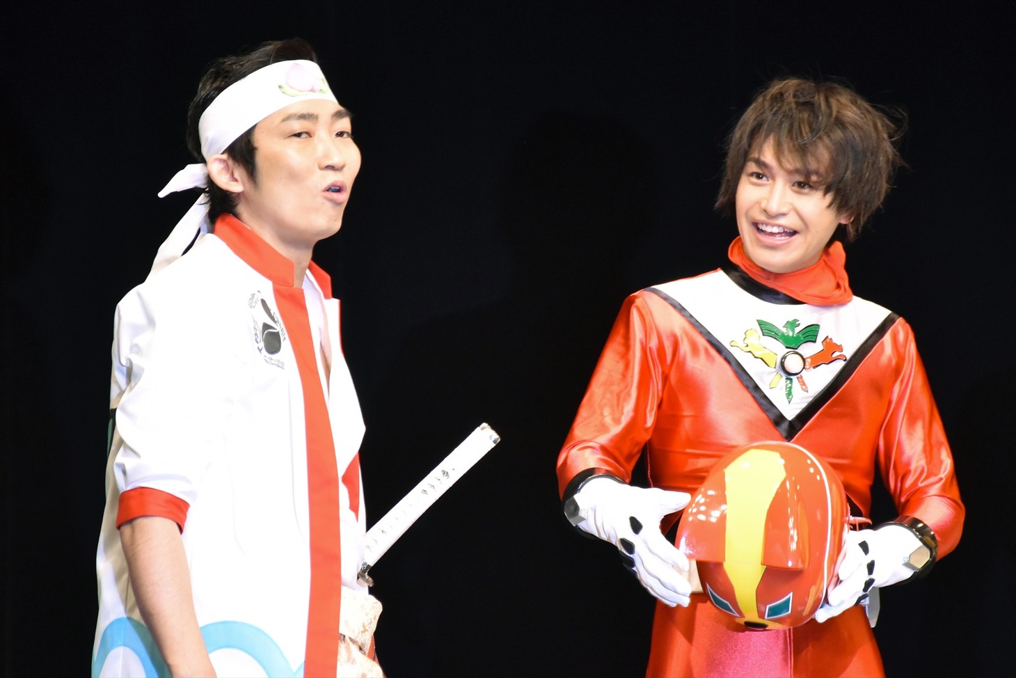 （左から）NON STYLE石田、小澤亮太。