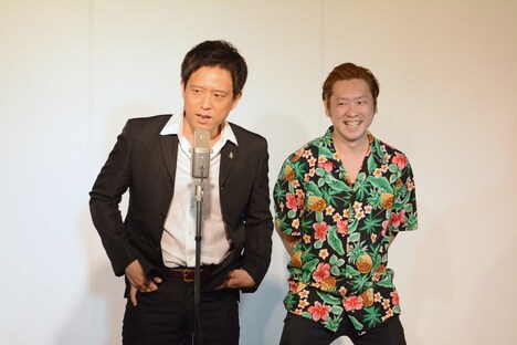 ペンギンズ・ノブオ（右）とエルシャラカーニ・セイワ（左）の「ノブオと漫才師」。