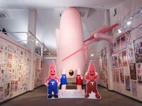 3周年仕様にデコレーションされた岩下の新生姜ミュージアム。