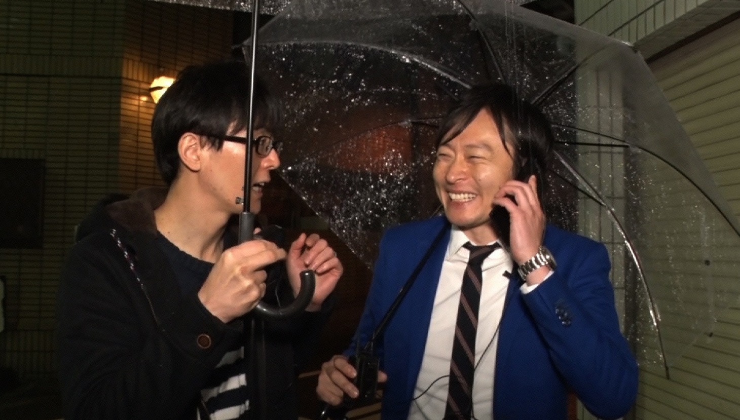 左からスーパーマラドーナ田中、和牛・川西。(c)読売テレビ