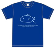 「どこが海のみえるまちTシャツ（ライトブルー）」