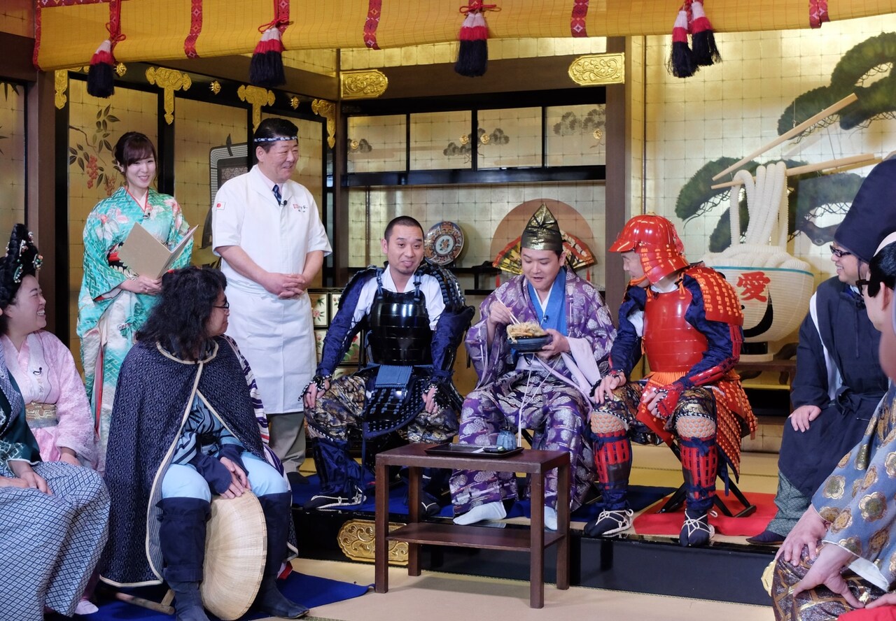 「東軍vs西軍 天下分け麺バトル！うどん戦国時代2018夏の陣」のワンシーン。(c)RSK