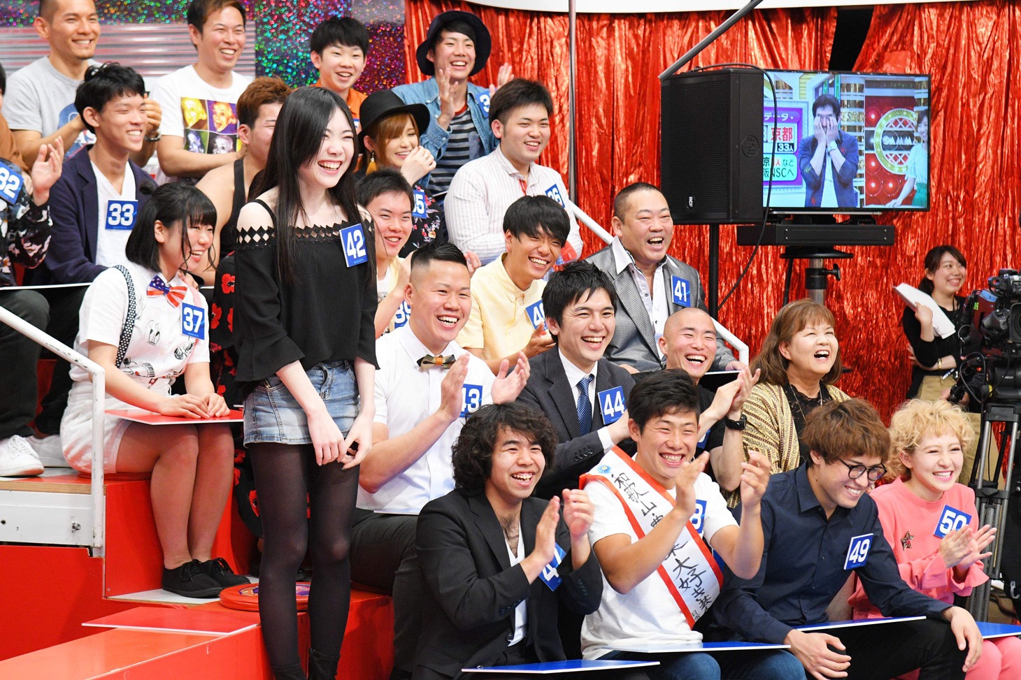 明石家さんまとトークするNSC生。(c)MBS