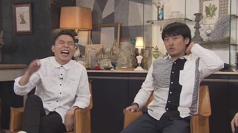 （左から）爆笑問題・太田、劇団ひとり。(c)中京テレビ