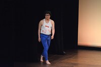 和賀勇介扮する“わっこりがん”。