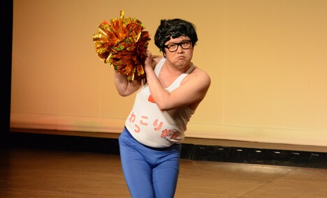 和賀勇介扮する“わっこりがん”。