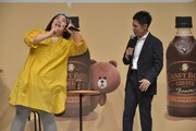 （左から）ゆりやんレトリィバァ、伊藤淳史。