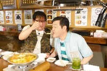 「極上空間 ～小さなクルマ、大きな未来。～」に出演する（左から）カンニング竹山、ダチョウ倶楽部・上島。(c)BS朝日