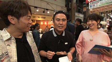（左から）陣内智則、市川右團次、宇都宮まき。(c)ABC