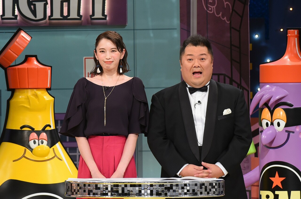 左から宮田聡子、ブラックマヨネーズ小杉。(c)読売テレビ