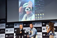 生配信の画面に「なんて日だ！」のスタンプが使用されたワンシーン。