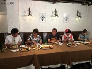 「世界！旅々さまぁ～ず」のワンシーン。