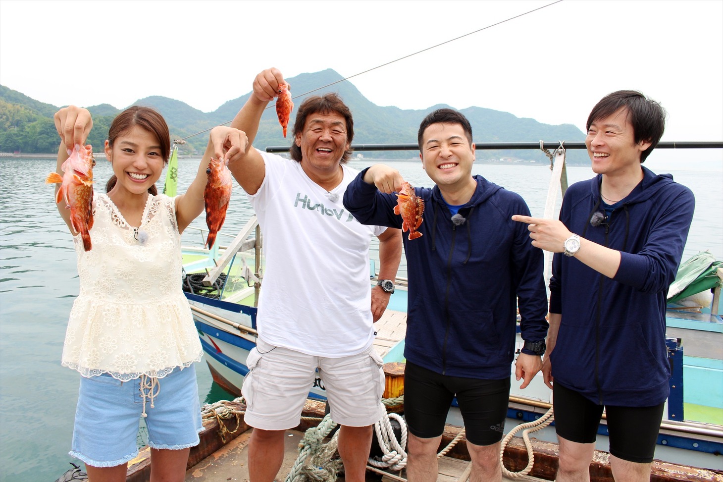 魚釣りに臨む「チーム愛媛」。(c)南海放送