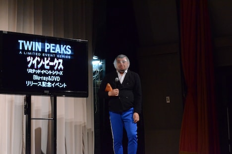 TENGA EGGを装着して登場した野性爆弾くっきー。