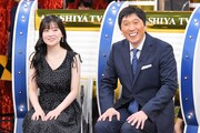 左から重盛さと美、ほいけんた。(c)MBS