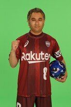 アンドレス・イニエスタに扮したレイザーラモンRG。