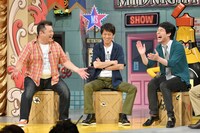 左からブラックマヨネーズ、麒麟・川島。(c)読売テレビ