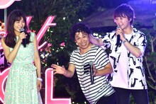 流れ星と石川恋（左）。