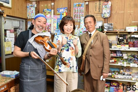 （左から）古澤巌、清水ミチコ、小林稔侍。