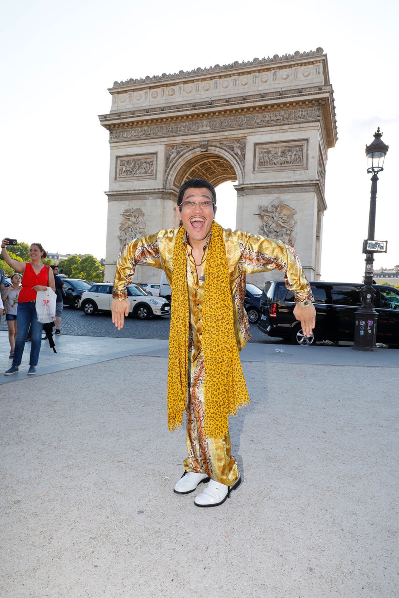 ピコ太郎、「Japan Expo」パリの観客沸かす