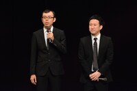 テレビから急に消えたことを謝罪するジョイマン。