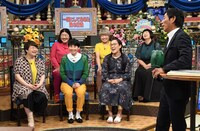 「踊る踊る踊る！さんま御殿 この夏超アツい美女＆最強おバカ軍団暴走祭」のワンシーン。(c)日本テレビ