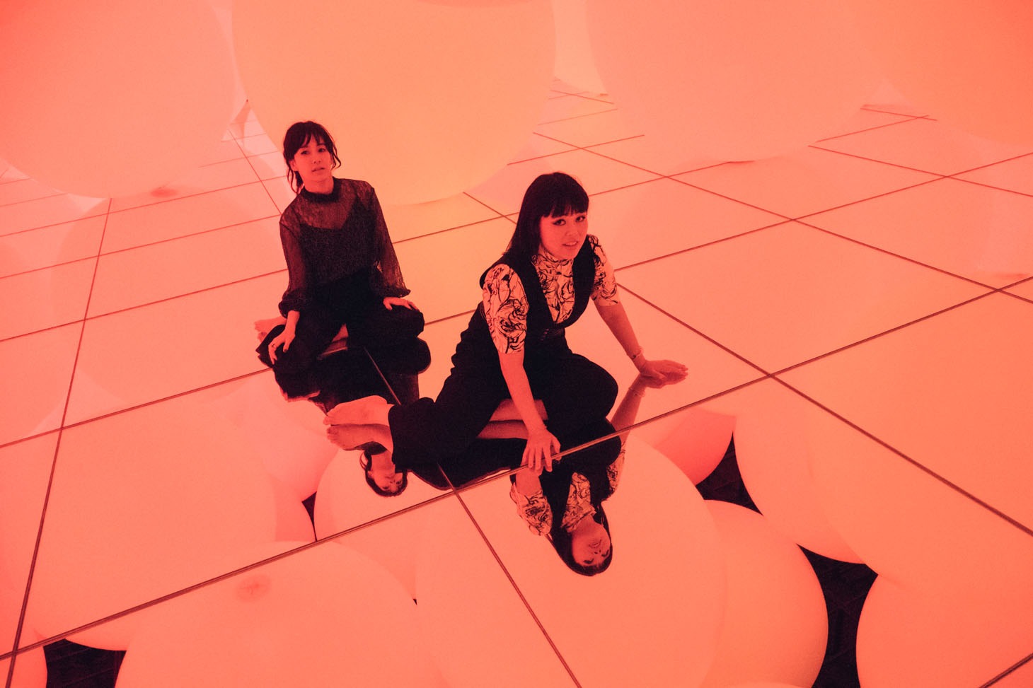 「あさみとちえみの夏休み～チームラボ プラネッツ TOKYO を行く～」より。