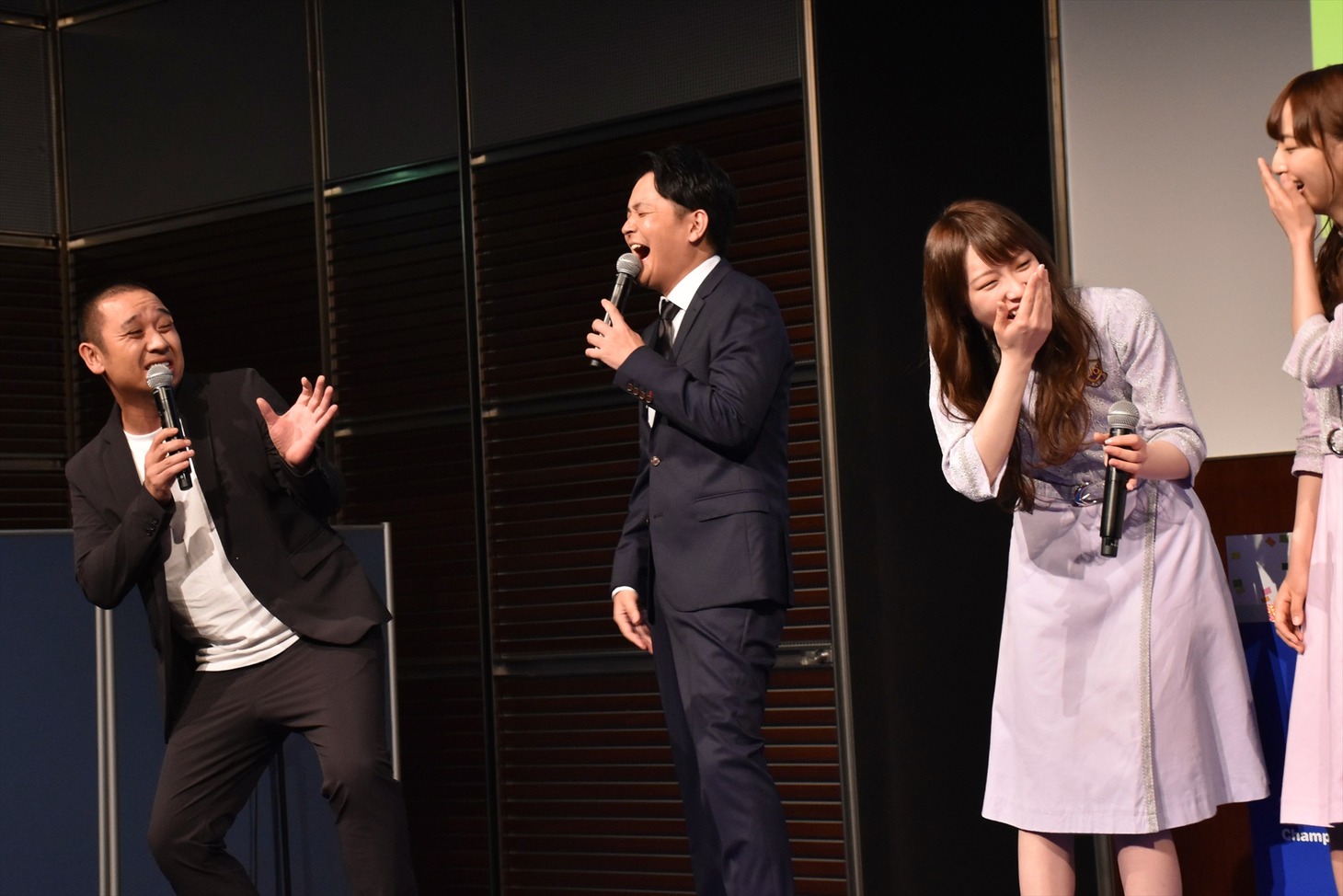 会見のワンシーン。