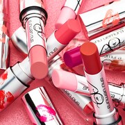 「naomi x shu uemura rouge unlimited collection」イメージ