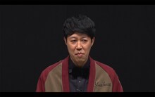 MCの小籔千豊。(c)テレビ東京