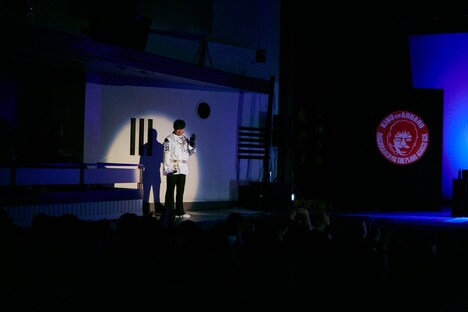 会場に現れた“羽生ゆづある”ことレイザーラモンRG。