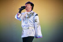 “羽生ゆづある”に扮したレイザーラモンRG。