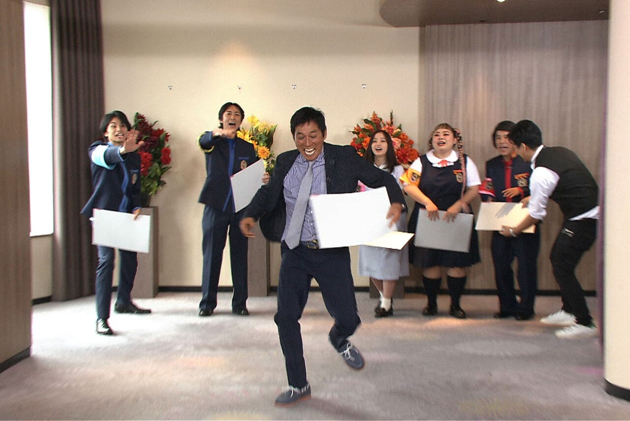 明石家さんま「ゴチになります！」大騒ぎの初参戦、岡村が涙目で土下座