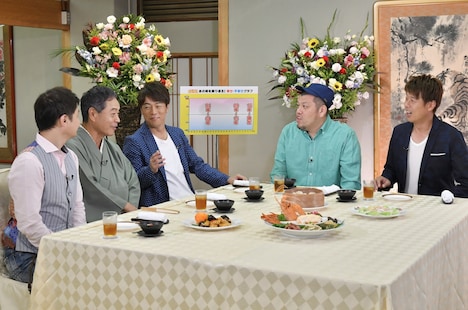 左から月亭方正、月亭八方、陣内智則、野性爆弾。(c)読売テレビ